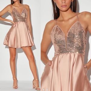 🆕 Lulus Blush Pink Satin Sequin Sleeveless Dress